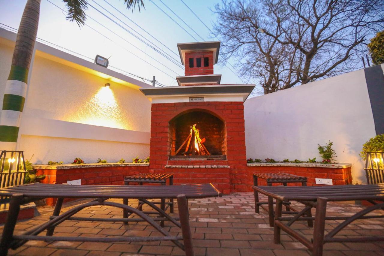Housewood Villas אמריצר מראה חיצוני תמונה